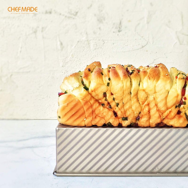 CHEFMADE Mini Pullman Loaf Pan with Lid, 0.66Lb Dough Capacity Non-Stick Rectangle Corrugated Toast Box for Oven Baking 2.8" x 8.1"x 2.8"(Champagne Gold) - Image 3